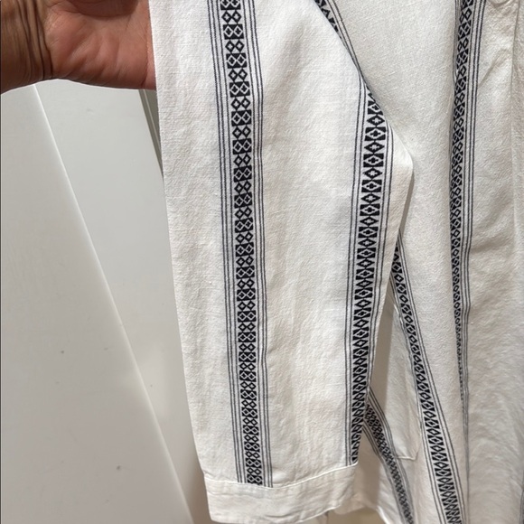 Dylan Clothing Maya Tunic Size L White and Gray Striped Swim Cover-Up - Picture 10 of 14